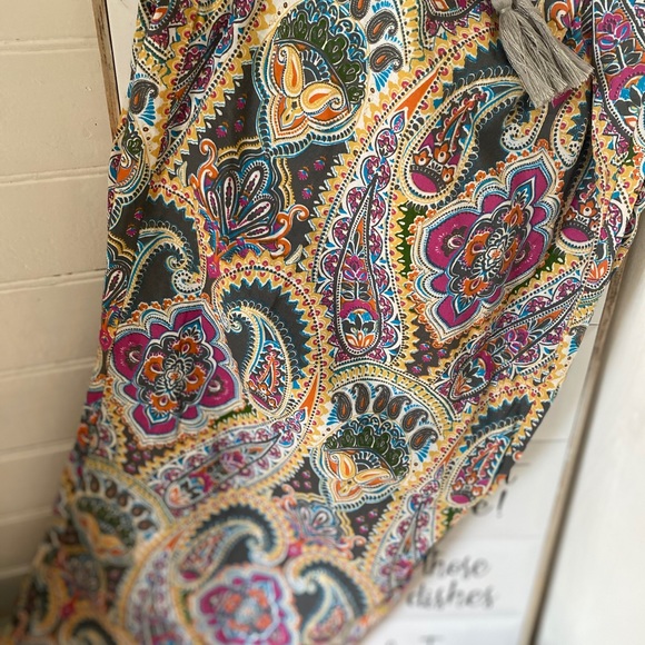 NWT Pretty paisley pattern pajama bottoms - Picture 5 of 5